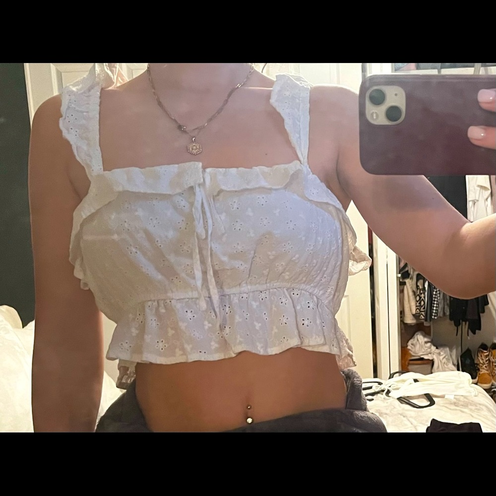 Forever 21- White summer tank with mini white flowers. Size M.